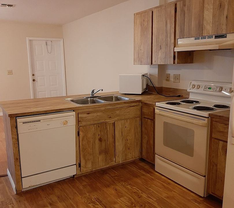 1st image of 1606 Andalusia Blvd APT 1