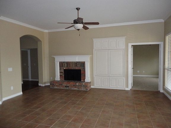 4th image of 7401 Maudsley Dr