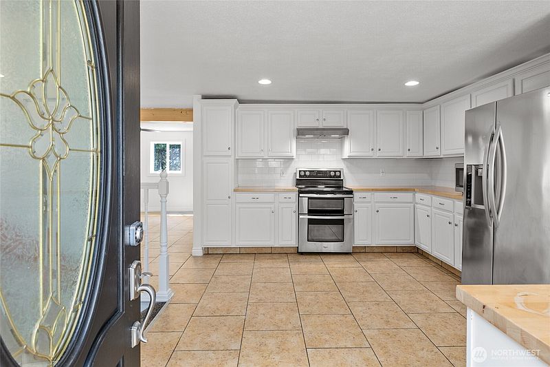 2nd image of 101 N D Street