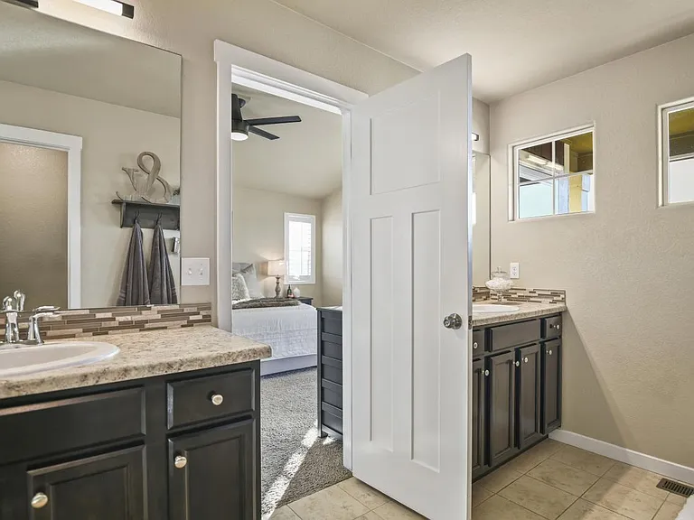 7685 Camille Ct — Photo 15