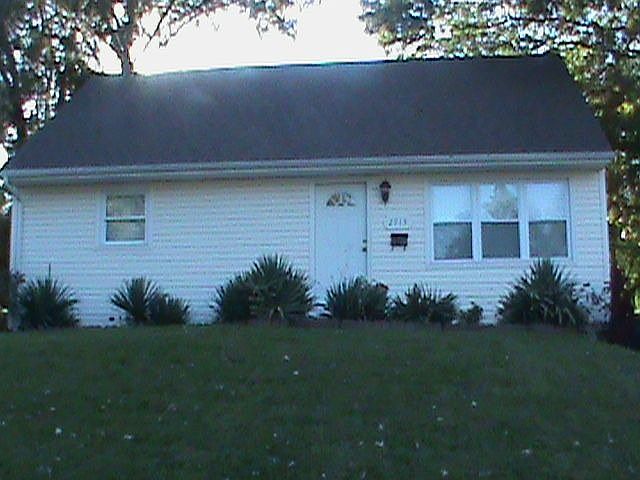 1st image of 2915 Lesmer Ct