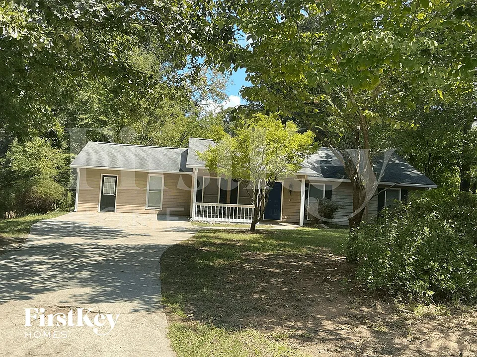 215 Heritage Way