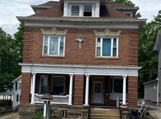 319 N Jefferson St, New Castle, PA 16101