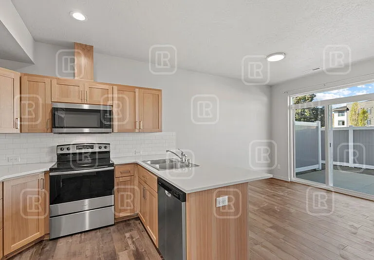218 S Woodlawn Ln #1 — Photo 6