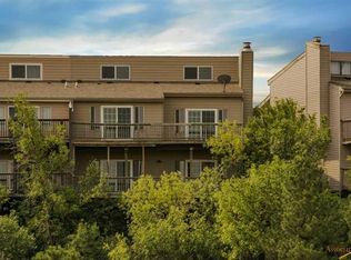 1114 Crestridge Ct, Rapid City, SD 57701