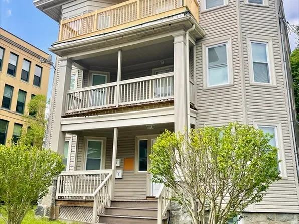 50 Lithgow St, Dorchester, MA 02124