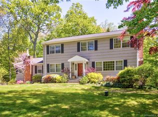 222 Eden Rd, Stamford, CT 06907