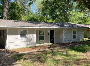 4236 Oakhill Dr, Jackson, MS 39206