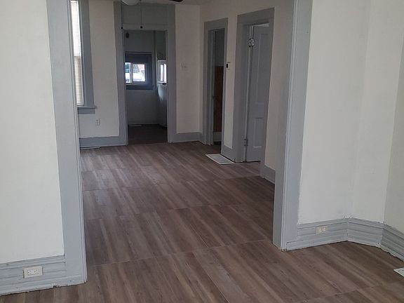 2nd image of 4519 Columbine St