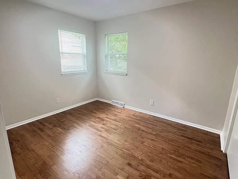 1827 S Glencrest Dr — Photo 11