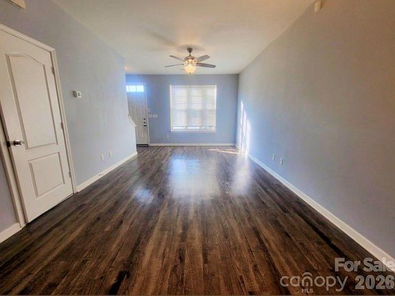 5th image of 3117 Nevin Place Dr
