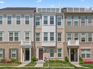 17356 Redshank Rd, Dumfries, VA 22026