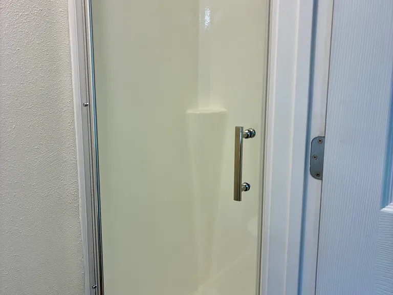 En suite bath
