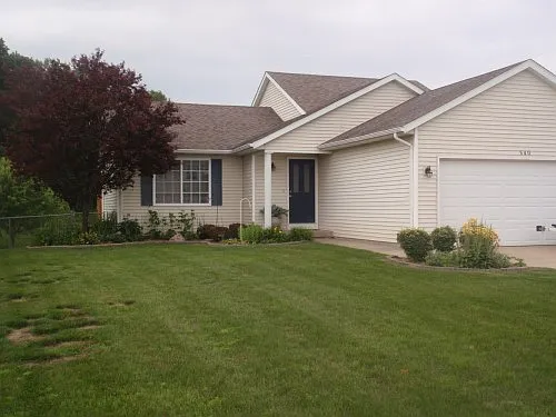 540 Sunset Hills Dr photo 1
