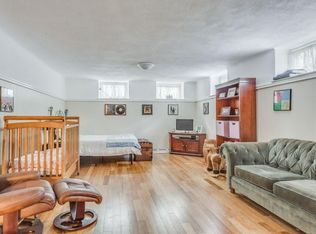 639 Wellesley St, Weston, MA 02493