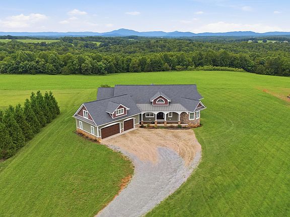2nd image of 379 Greenhouse Rd