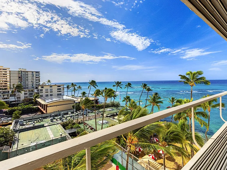 2895 Kalakaua Ave #708 — Photo 3