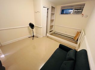 31-52 29th St #1C, Astoria, NY 11106