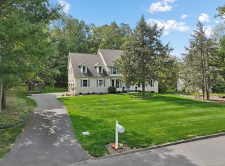 5 Anja Dr UNIT 5, Simsbury, CT 06070