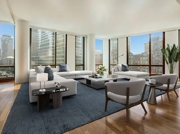 101 Warren St APT 1010, New York, NY 10007