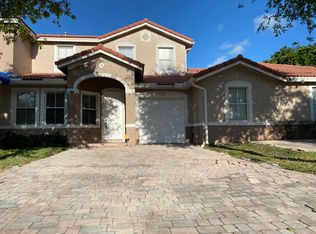 27563 SW 137th Ct, Homestead, FL 33032