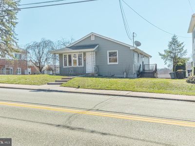 282 East Broadway, Red Lion, PA, 17356