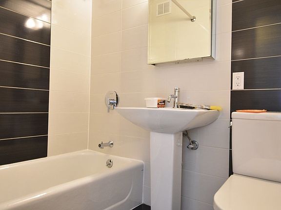 4th image of 1370 Saint Nicholas Ave APT 15L