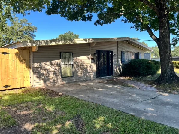 4320 Ashland St, Lake Charles, LA 70605
