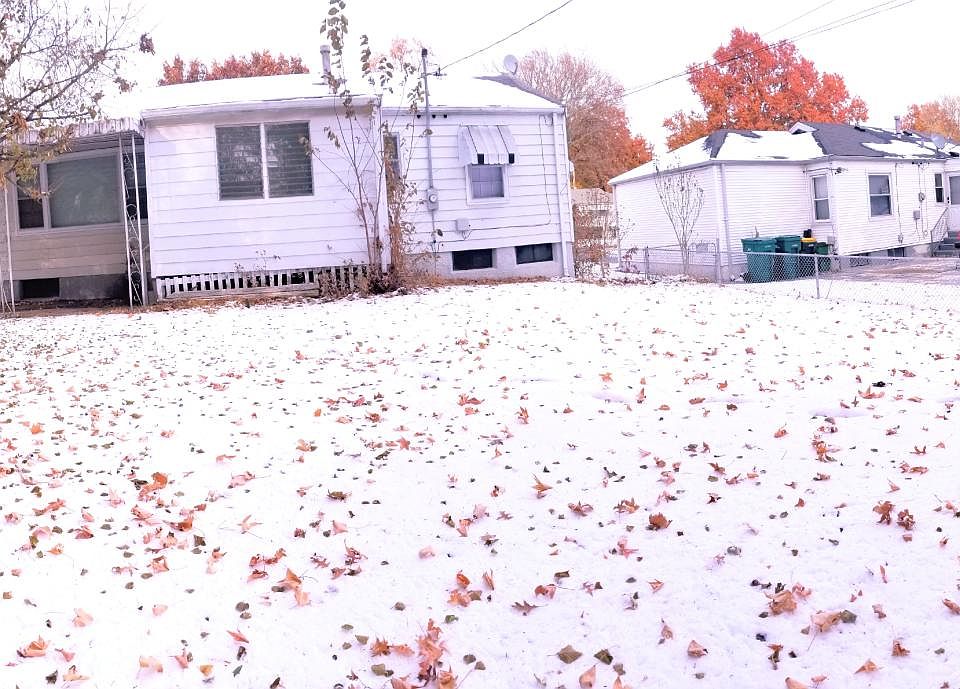 1st image of 1210 Darr Dr