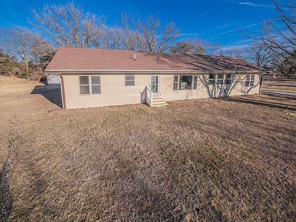 3rd image of 26992 Katydid Rd