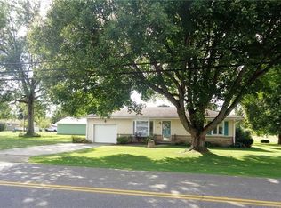 880 Oldtown Valley Rd SE, New Philadelphia, OH