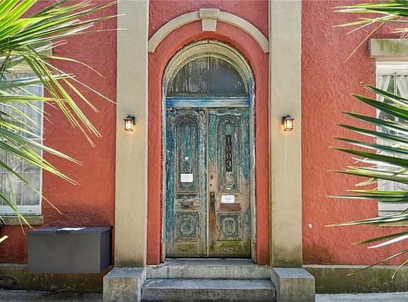 2nd image of 1003 Spain St #101