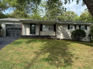 1301 Burton Rd, Knoxville, TN 37919