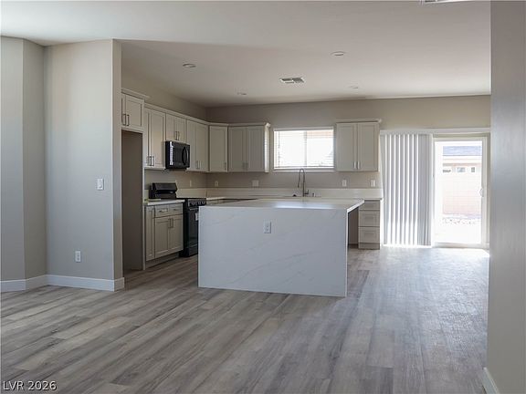 4th image of 3805 Allen Ln