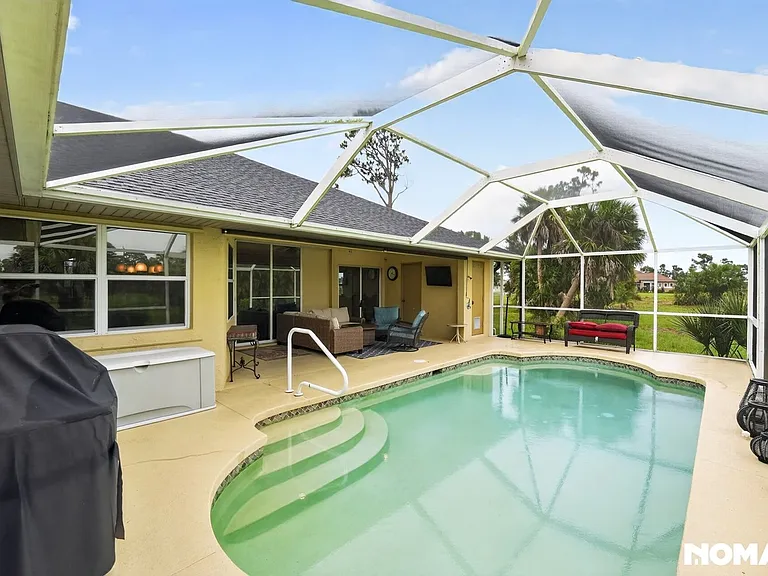 289 W Pine Valley Ln — Photo 32