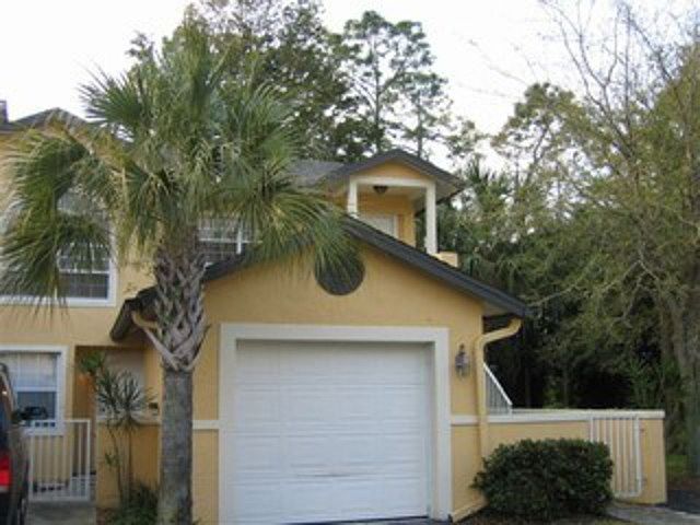 1st image of 9570 Crescent Garden Dr APT 101