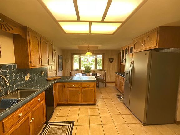 5th image of 908 South St