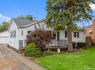 6122 W 82nd Pl, Burbank, IL 60459