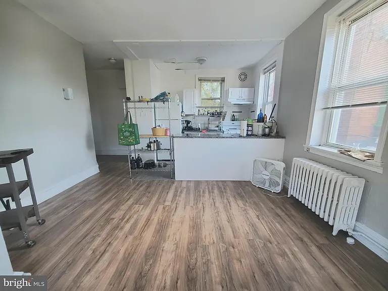4960 Chestnut St #2 — Photo 3
