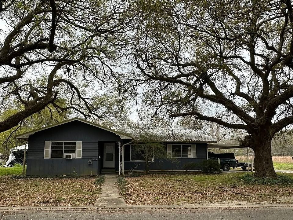 1st image of 531 Pecan St