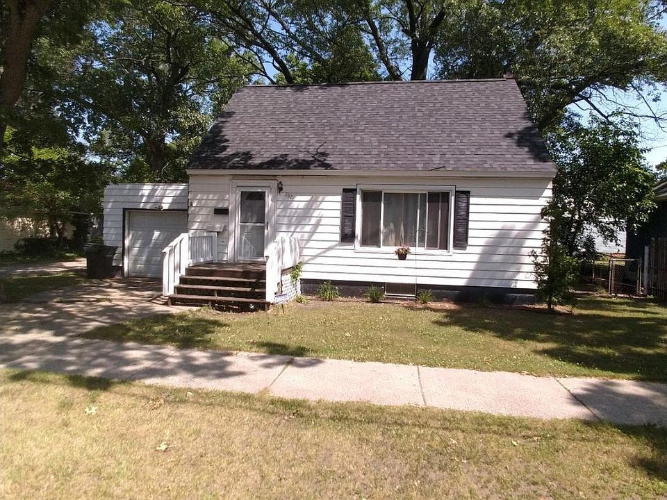 2nd image of 232 E Larch Ave