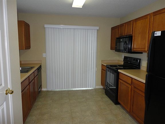 4th image of 11207 Dublin Ct