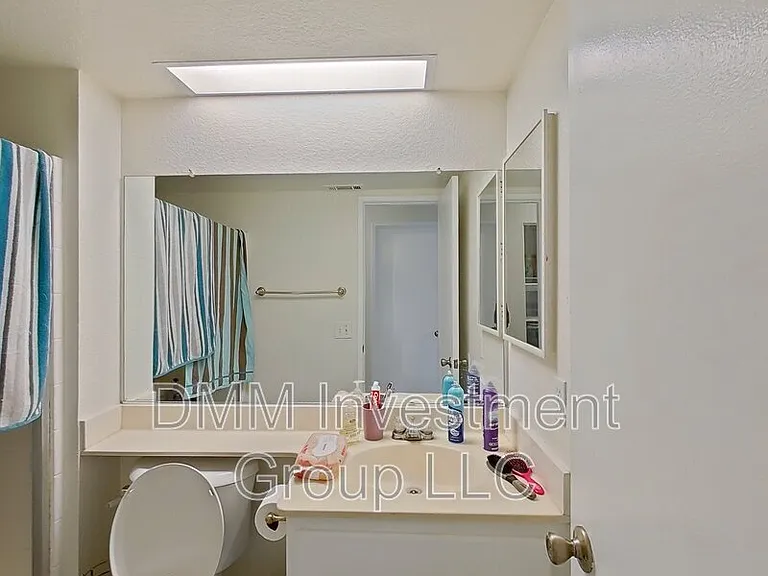 14570 Stone Creek Trl #1-5 — Photo 5