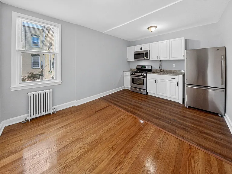 4701 Ravenswood Rd #14 — Photo 8