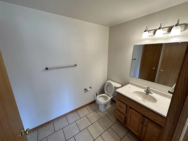 132 Sater St — Photo 7