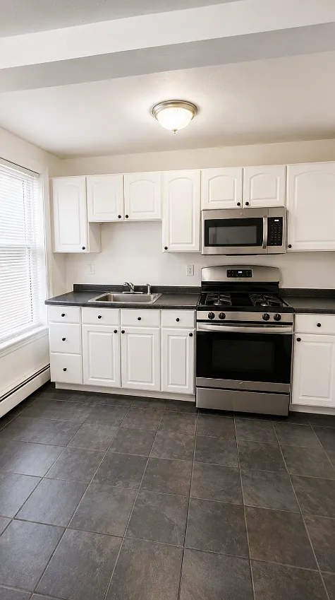 1 bed, $2,100 — Photo 1