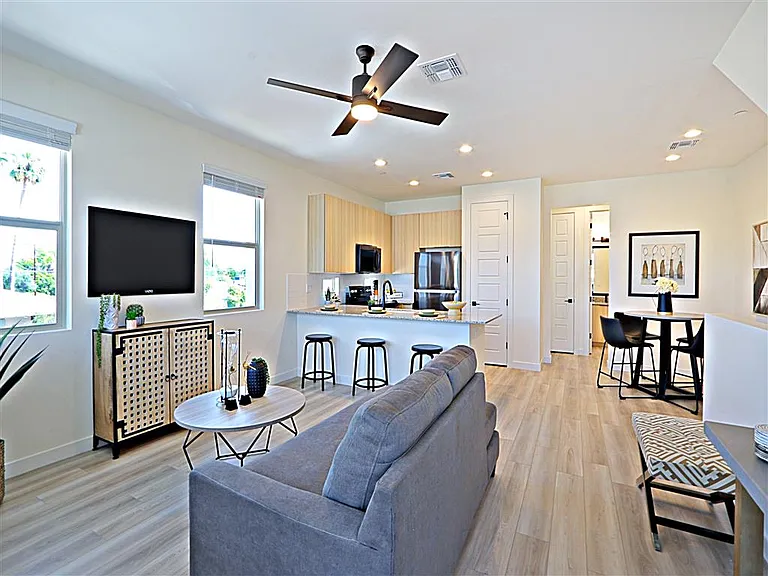 Scottsdale Hayden Townhomes — Photo 35