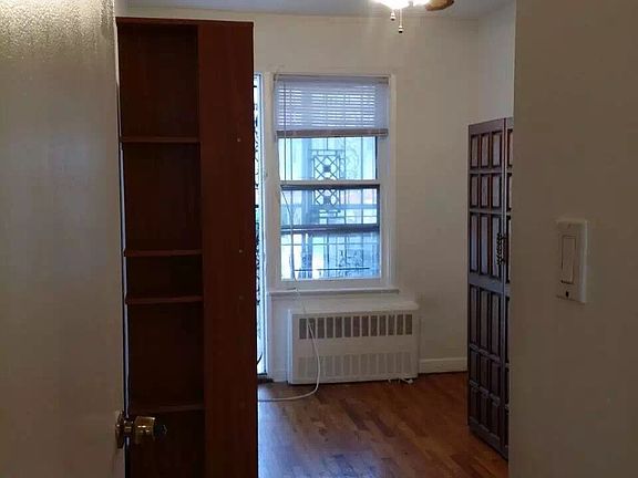 4th image of 2902 Neptune Ave #2