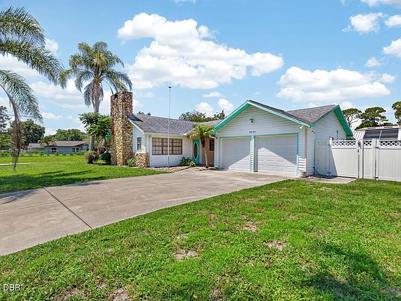2nd image of 3330 Vista Palm Dr