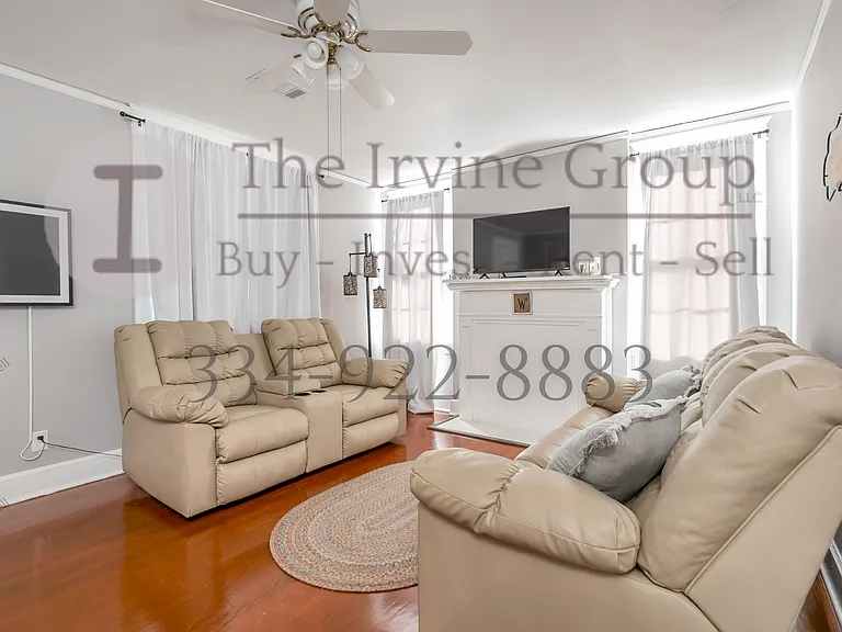 1501 Winona Ave — Photo 6